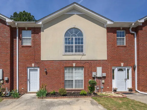 121 Sommersby Cir, Pelham, AL 35124