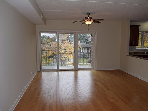4th image of 8120 W Park Ave Unit 202