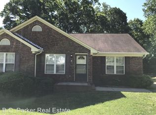 1904 Rendall St, Burlington, NC 27215