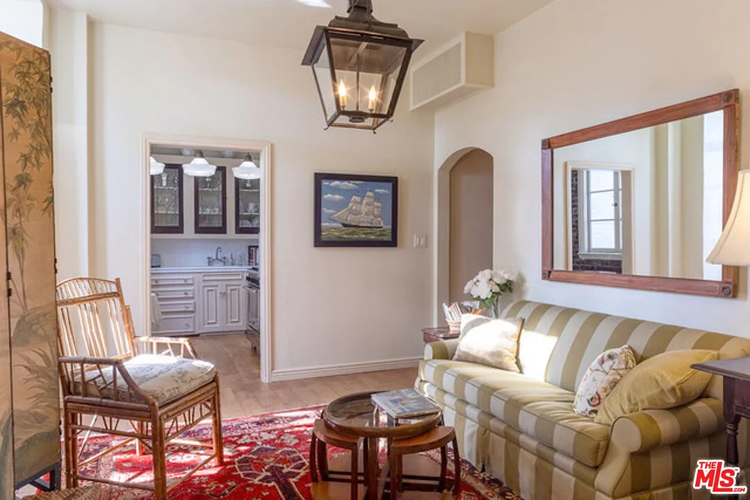 1 bed, 1.0 bath, 600 sqft, $4,500 — Photo 3