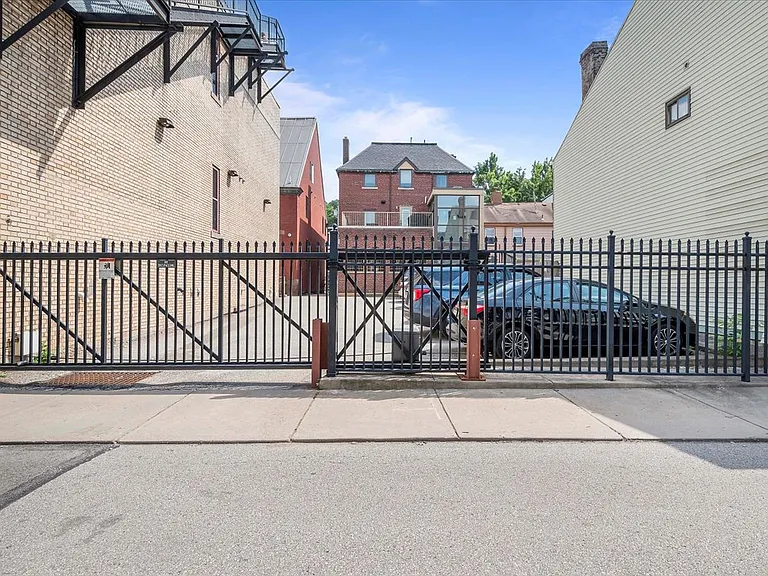 1822 Harcum Way #1 — Photo 28