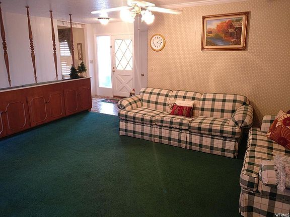 3rd image of 2047 E Marrwood Dr