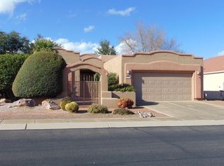 676 W Greenview Pl, Green Valley, AZ 85614