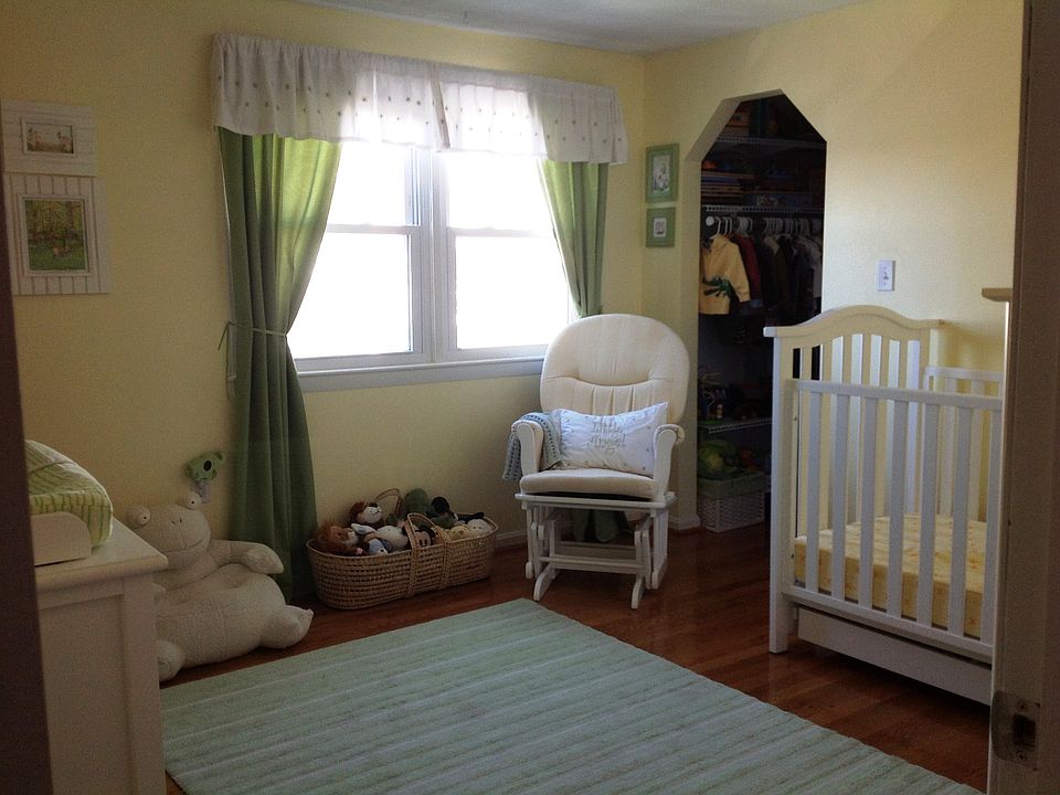 2nd image of 57 Spring St