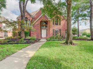 8002 Democracy Ct, Spring, TX 77379