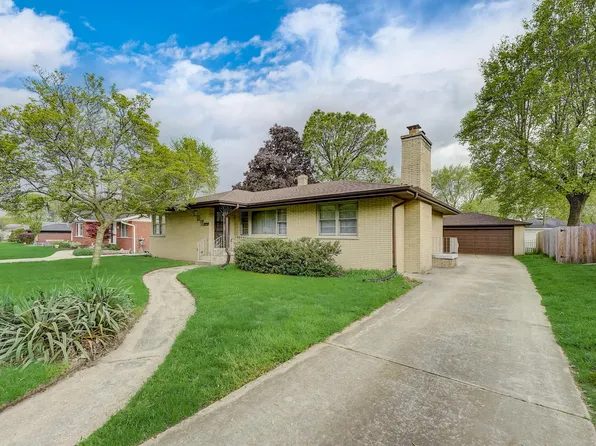 8422 Moraine Ave, Munster, IN 46321