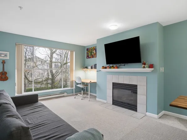 8880 Jones Rd #324, Richmond, BC V6Y 3Z1