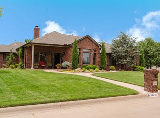 207 Foxridge, Elk City, OK 73644