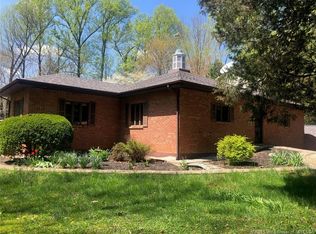1575 Cedar Ln NW, Corydon, IN 47112