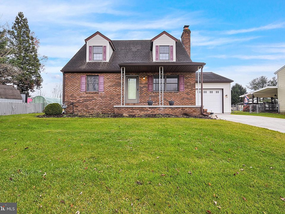 18 Conewago Dr, Hanover, PA 17331 Zillow