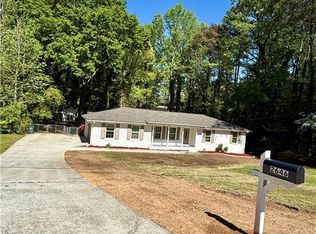 2646 Pamela Dr, Snellville, GA