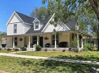 301 N Chestnut St, Beloit, KS 67420