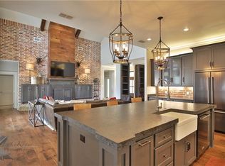 2102 Southridge Xing, Abilene, TX 79606