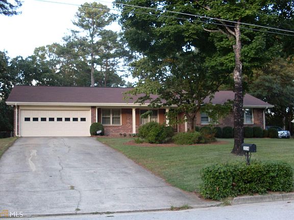 5th image of 2334 Amber Woods Dr
