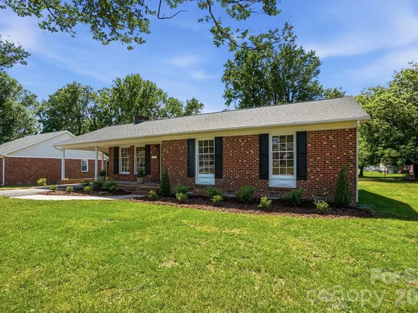 909 Evelyn Ave, Kannapolis, NC 28083