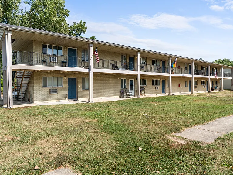 Alpha Buchanan North — Photo 32