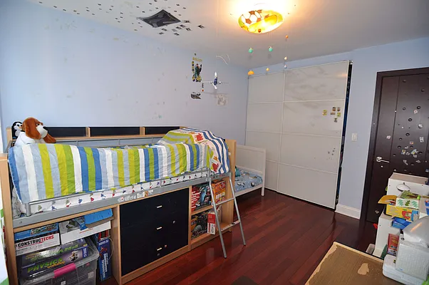 Sold by Click View Realty LLC | media 8