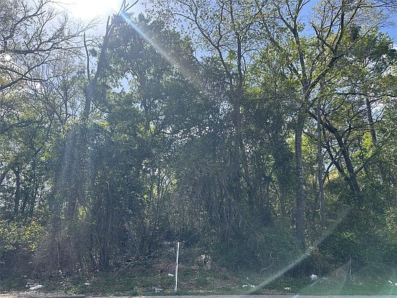 2nd image of 0 S 7th St