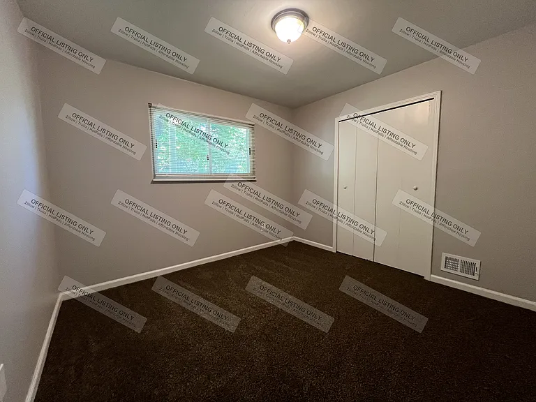 15689 Kerstyn St — Photo 7