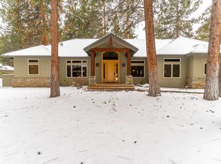 61020 Minaret Cir, Bend, OR 97702