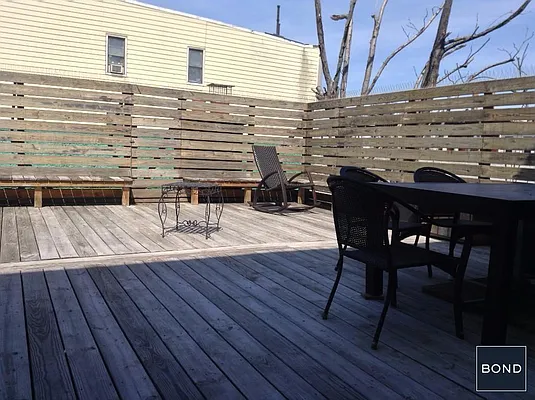 Rented by Bond New York | media 1