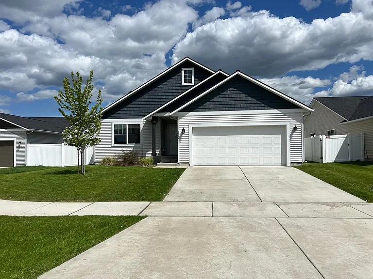 6822 W Irish Cir — Photo 1