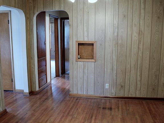 5th image of 115 S Orchard St