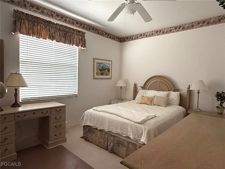11081 Lakeland Cir — Photo 16