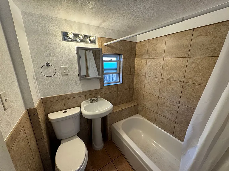 3501 W 48th Ave — Photo 13