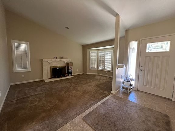 3rd image of 779 Portugal Way