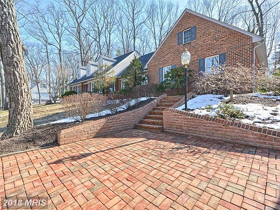 3rd image of 5107 Garland Ct