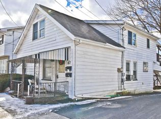 67 N 10th St, Stroudsburg, PA 18360