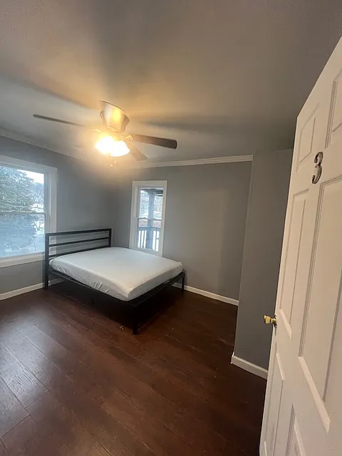 109 Ashworth Pl - 2 — Photo 3