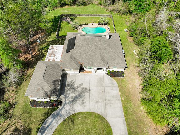 2nd image of 16634 Savannah Dr