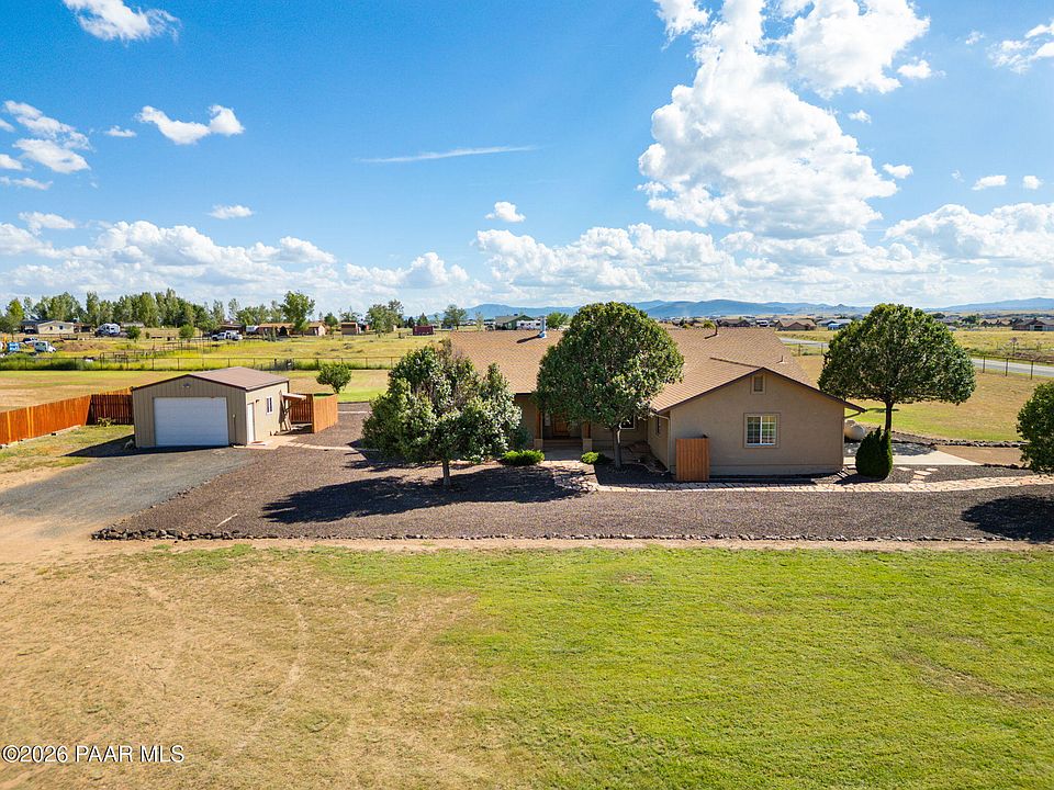 1st image of 11655 N Poquito Valley Rd