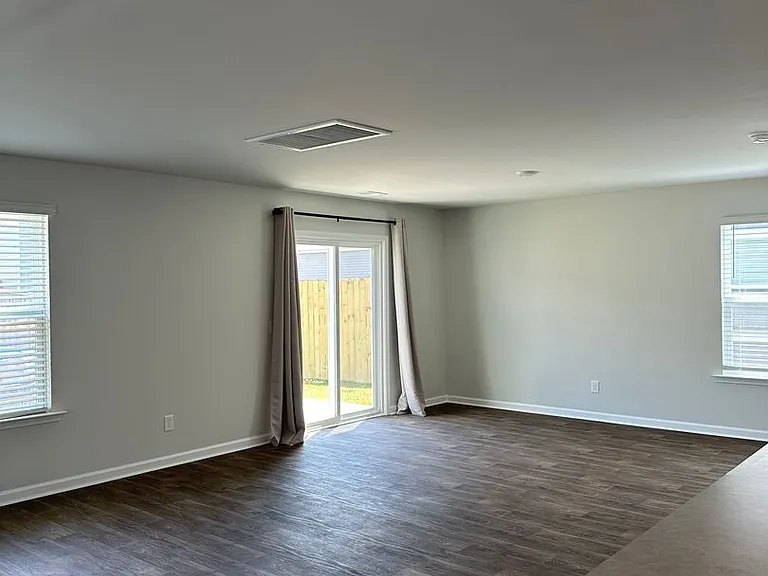 319 Coral Sunset Way — Photo 8