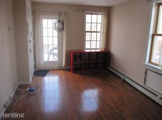 24-17 33rd St, Astoria, NY 11103
