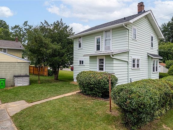 3rd image of 1044 Liberty Ave
