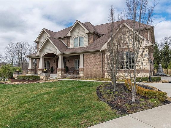 3rd image of 3818 Fernwood Ct