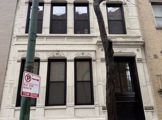 1160 N Lasalle St, Chicago, IL 60610