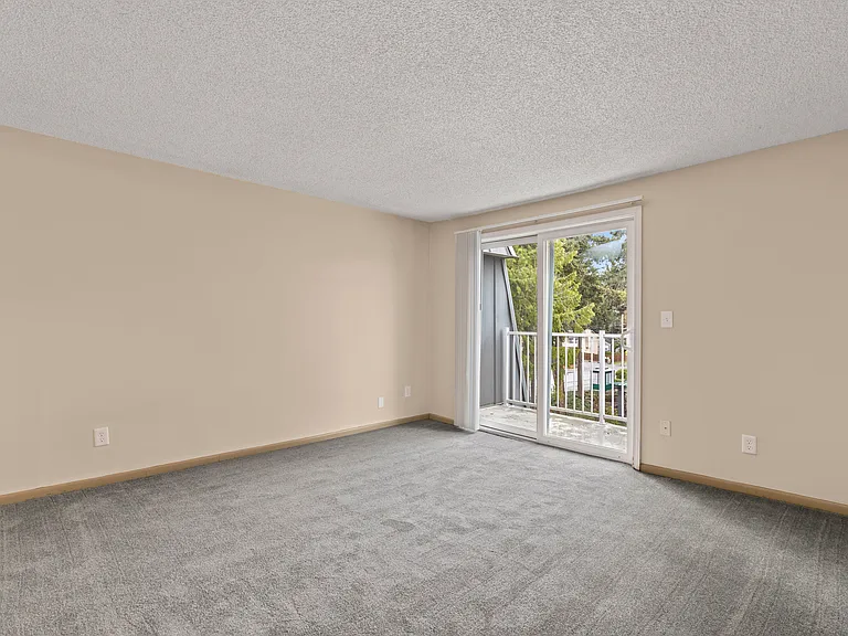 Riviera Apartments Northgate — Photo 20