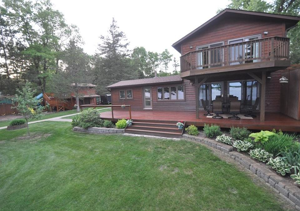 1st image of 6300 213th Ln NE