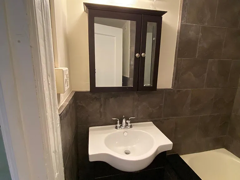 1324 Locust St #1024 — Photo 13