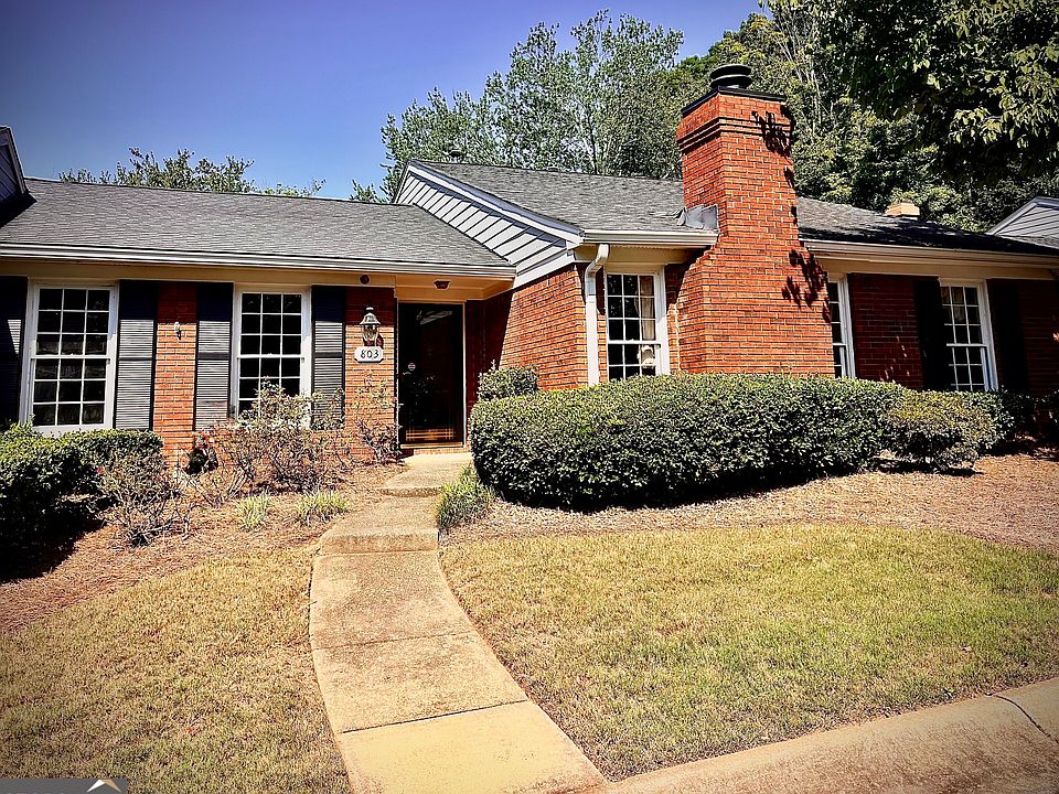 1st image of 803 Dunwoody Chace