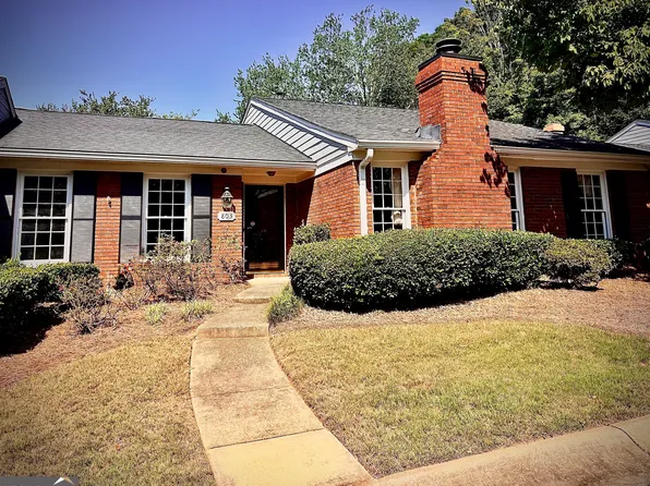803 Dunwoody Chace, Sandy Springs, GA 30328
