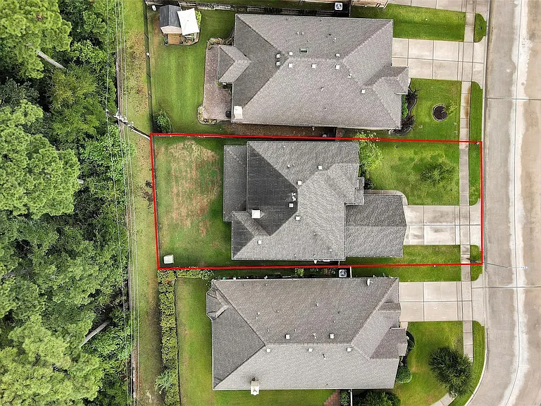 5340 Pointe Spring Xing — Photo 31