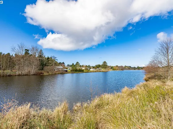 Hobie Rd Lot 40, Warrenton, OR 97146