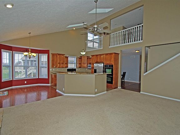 4th image of 5808 Meadowlark Ct