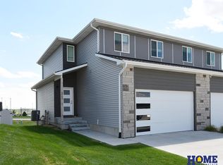 5061 W Amarillo Dr, Lincoln, NE 68528