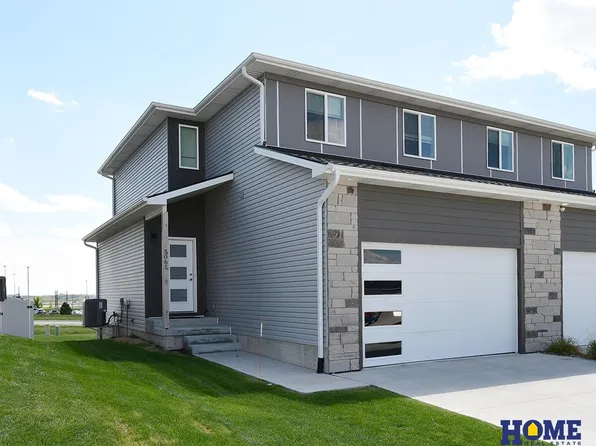 5061 W Amarillo Dr, Lincoln, NE 68528
